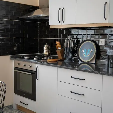 Kleva Houses 페티예