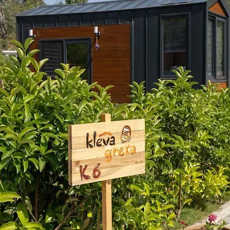 Kleva Houses Aparthotel