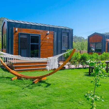 アパートホテル Kleva Houses *